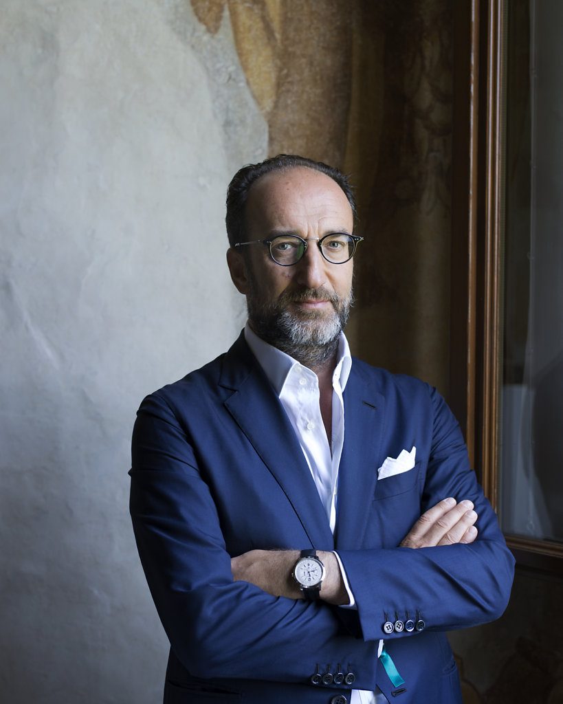 Wallpaper Kering Eyewear Roberto Vedovotto Padua 2016